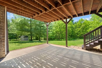 143 Willowbrook Ct, Fisherville, KY 40023