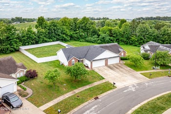 144 Applewood Ln, Elizabethtown, KY 42701