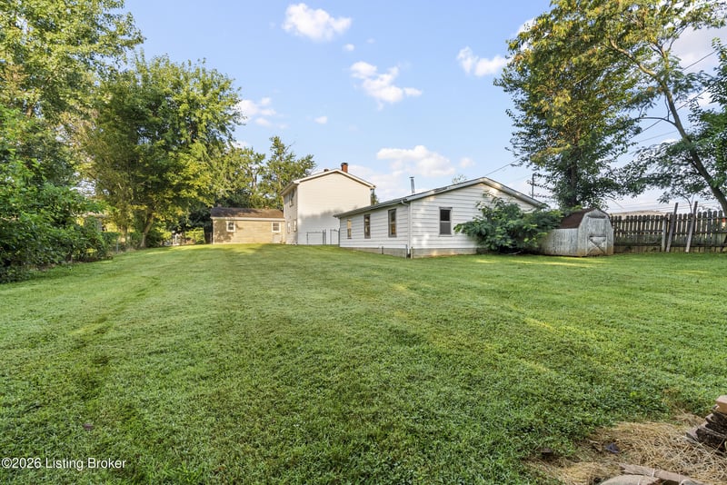 144 Harris Dr, Mt Washington, KY 40047