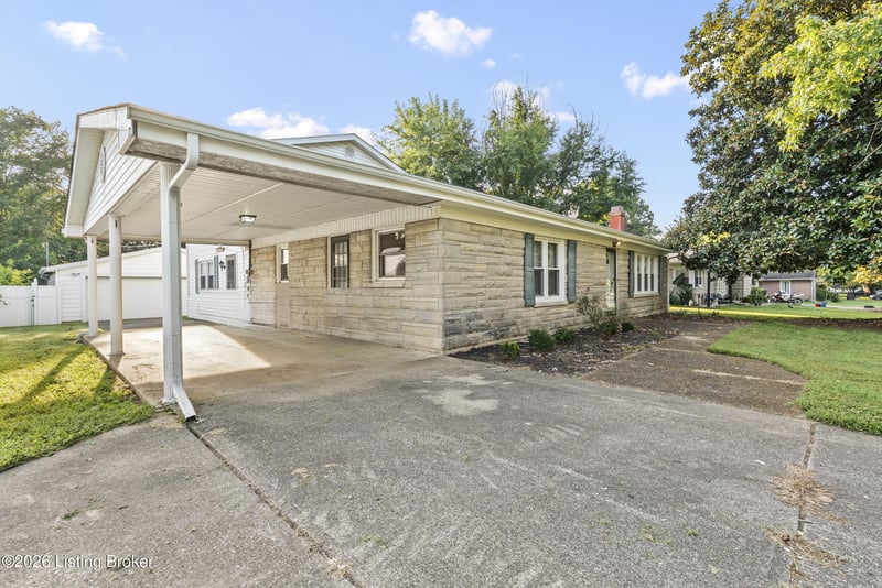 144 Harris Dr, Mt Washington, KY 40047