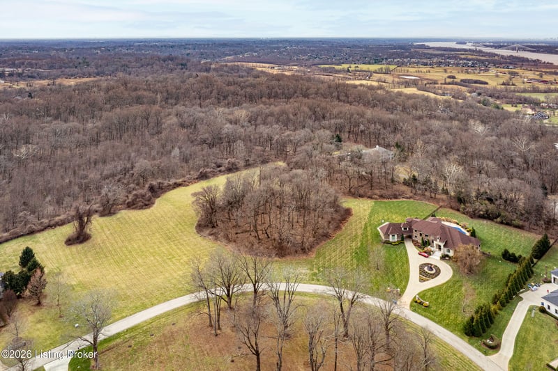 14421 River Glades Ln, Prospect, KY 40059