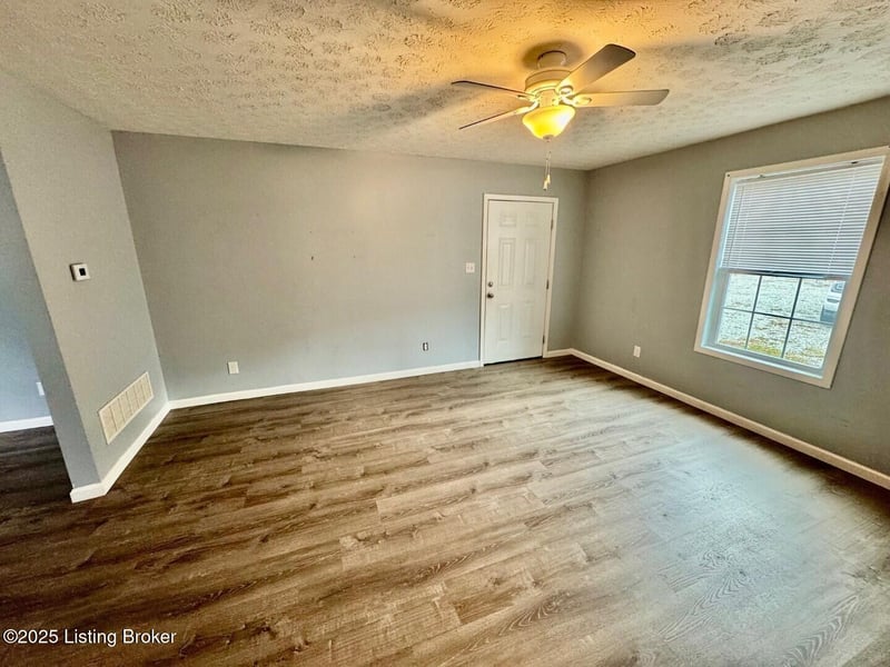 1445 Harrodsburg Rd, Mackville, KY 40040