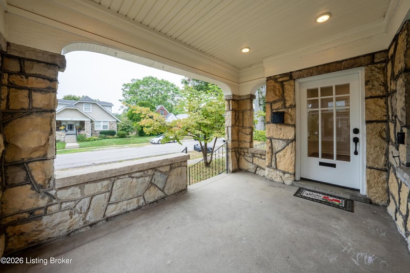 145 Wiltshire Ave, Louisville, KY 40207