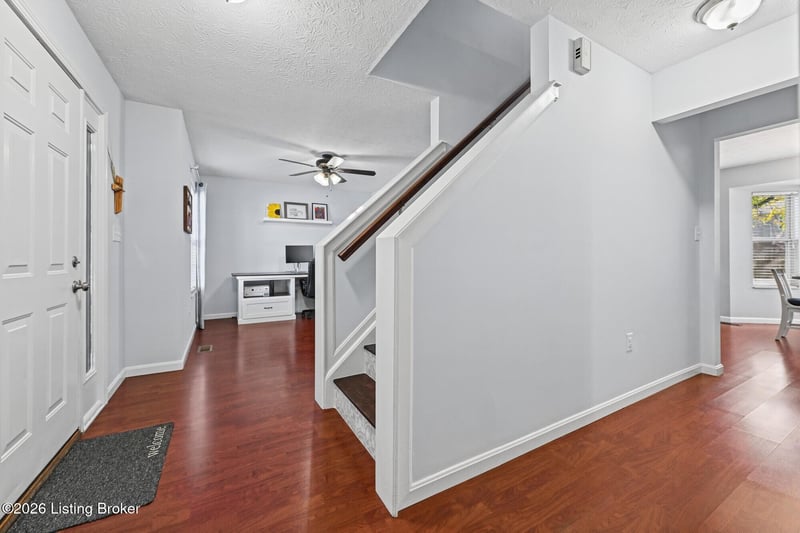 1451 Afton Dr, Florence, KY 41042
