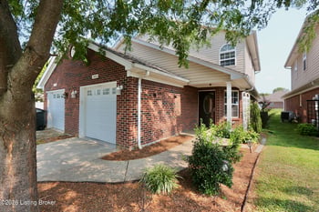 1454 Blackiston View Dr, Clarksville, IN 47129