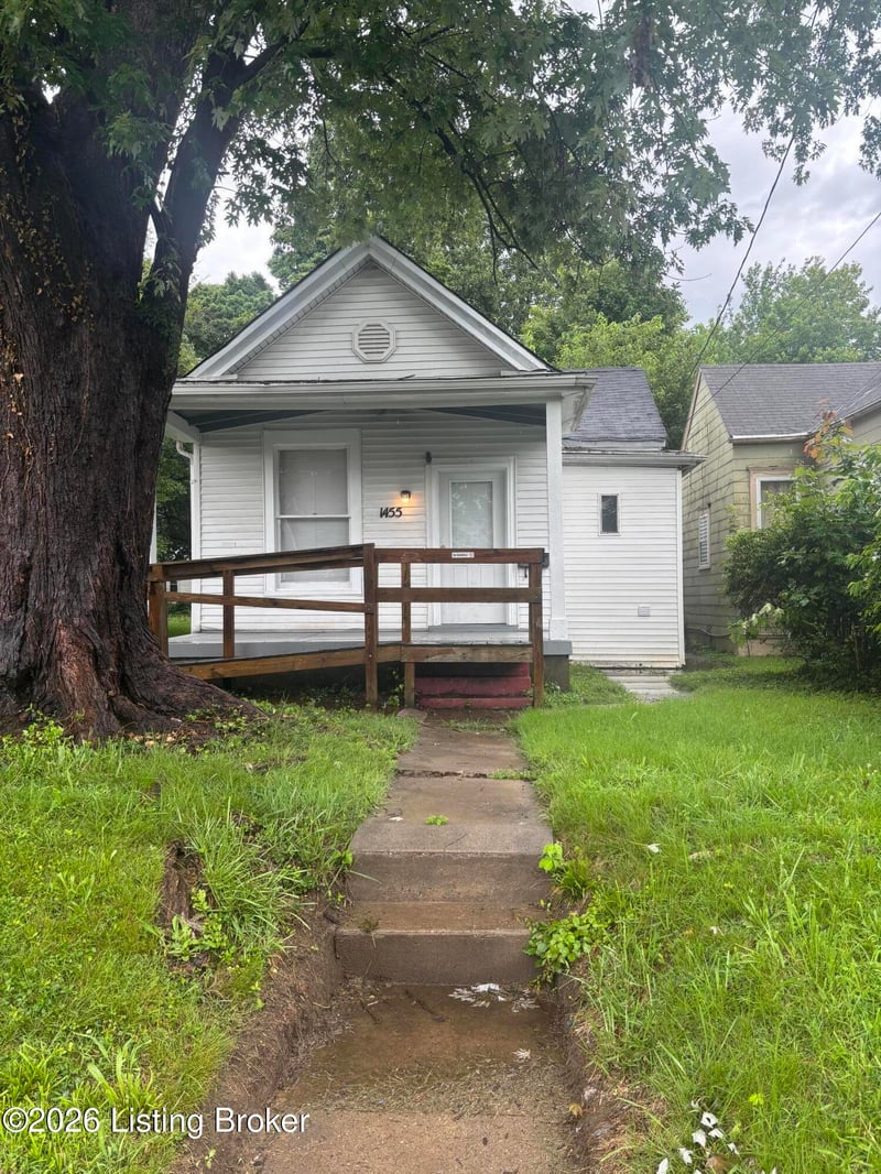 1455 Hazel St, Louisville, KY 40211