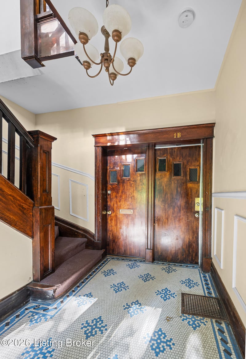 1456 S 4th St, Louisville, KY 40208