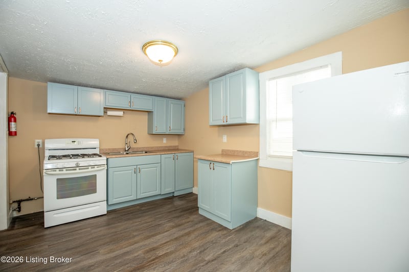 1458 S 8th St, Louisville, KY 40208