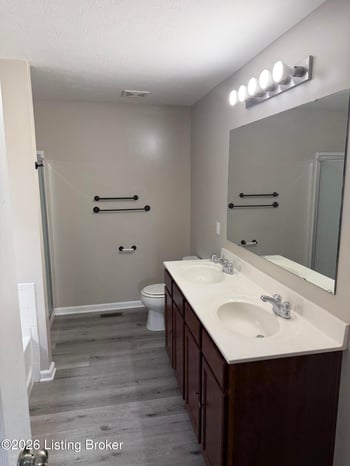 146 Bald Eagles Cir, Mt Washington, KY 40047