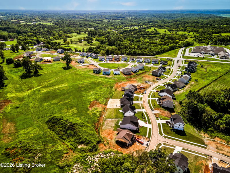 146 Honeysuckle St, Mt Washington, KY 40047