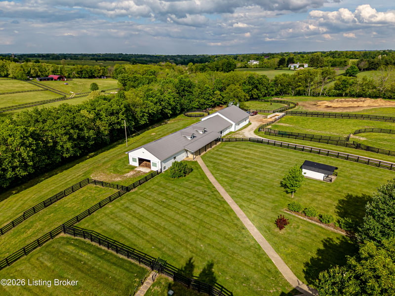 1460 Shannon Run Rd, Versailles, KY 40383