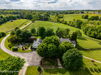 1460 Shannon Run Rd, Versailles, KY 40383