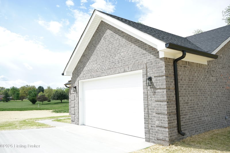 1468 Tucker Dr, Bardstown, KY 40004