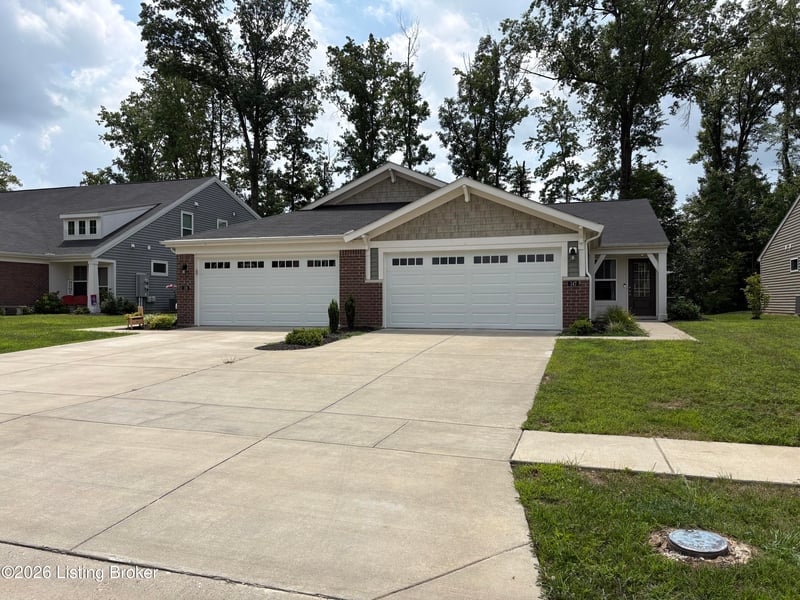 147 Harvest Moon Ct, Shepherdsville, KY 40165
