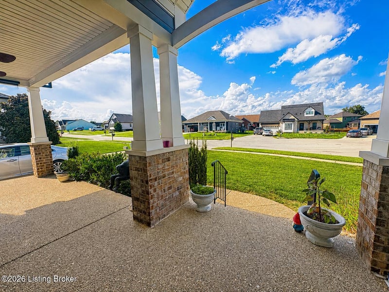 147 Williamsburg Ct, Mt Washington, KY 40047