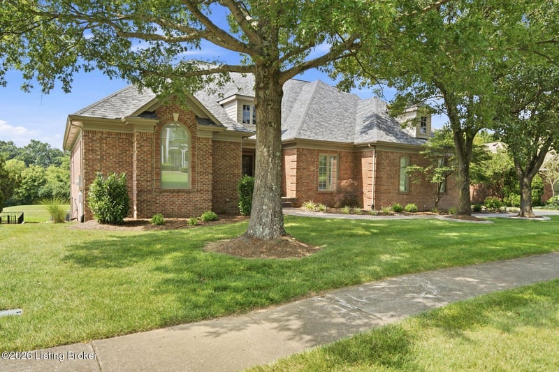 14700 Forest Oaks Dr, Louisville, KY 40245