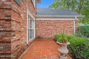 14713 Forest Creek Way, Louisville, KY 40245