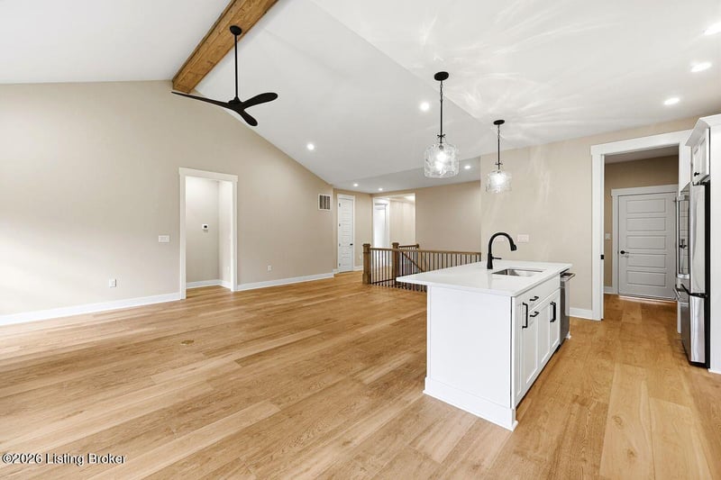 14717 Stable Gate Pl, Louisville, KY 40299