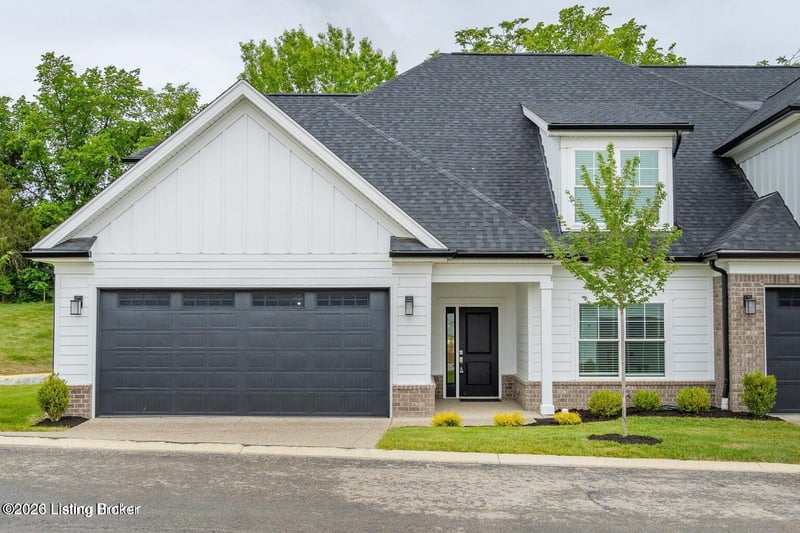 14717 Stable Gate Pl, Louisville, KY 40299