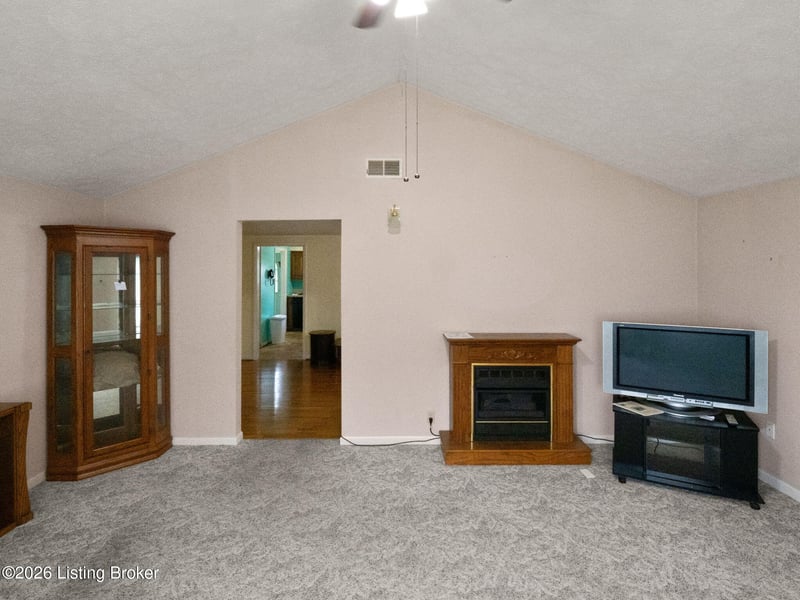14725 Leitchfield Rd, Eastview, KY 42732