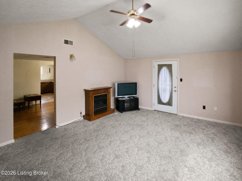 14725 Leitchfield Rd, Eastview, KY 42732