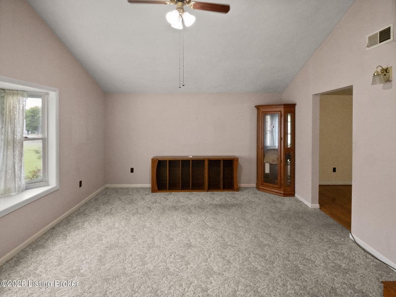 14725 Leitchfield Rd, Eastview, KY 42732