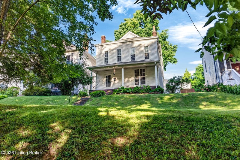 148 Coral Ct, Louisville, KY 40206