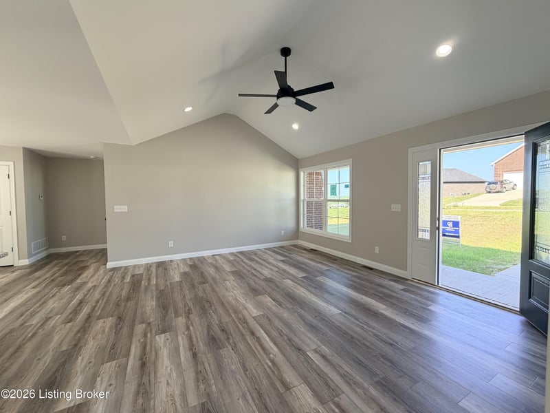 148 New Orleans Ct, Taylorsville, KY 40071