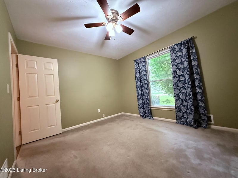 148 Primrose Dr, Mt Washington, KY 40047