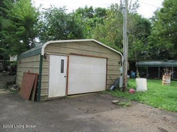 149 Whitehouse Rd, Mt Washington, KY 40047