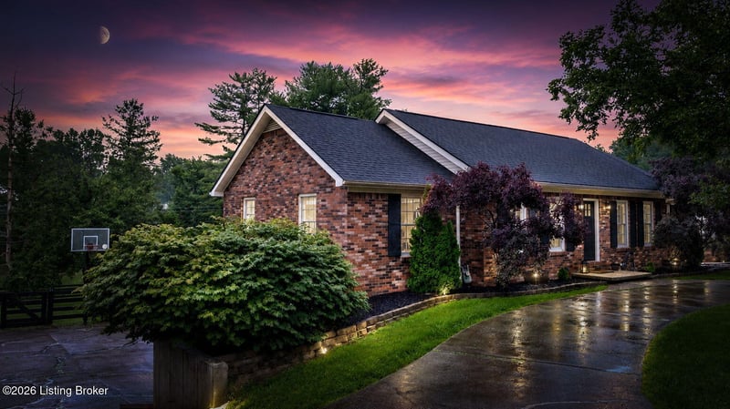 15 Cherokee Dr, Shelbyville, KY 40065