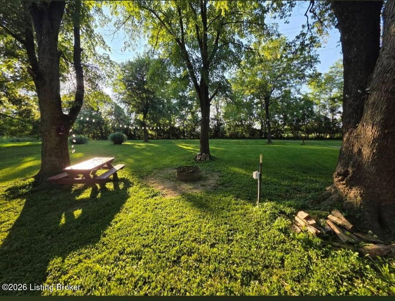 15 Riverport Rd, Shepherdsville, KY 40165