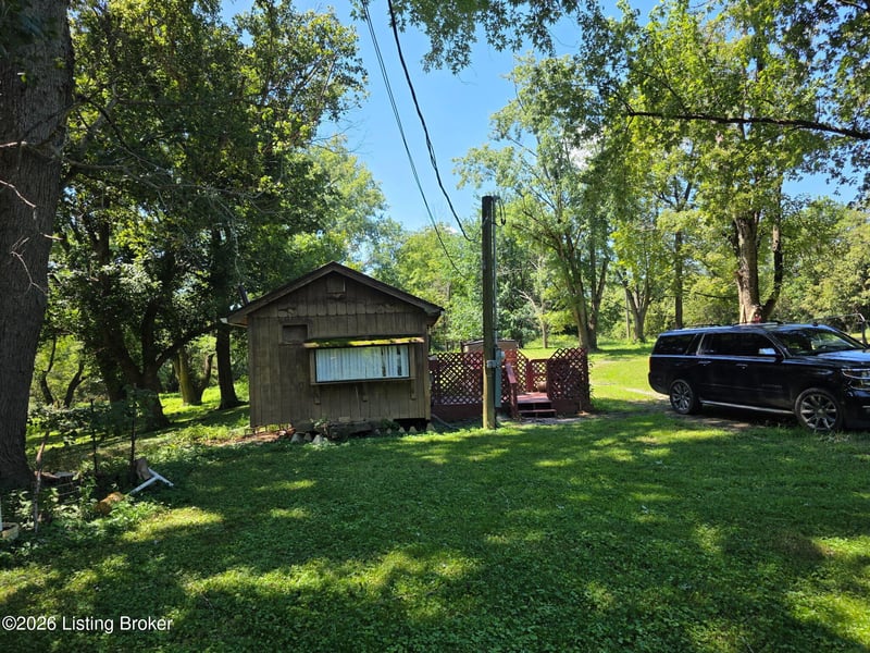 15 Riverport Rd, Shepherdsville, KY 40165
