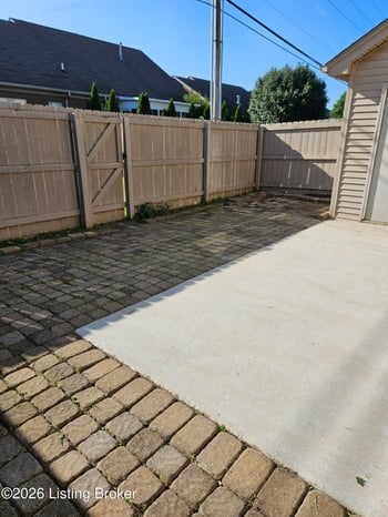 15 Trace Ln, Shelbyville, KY 40065