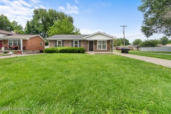 1501 Sadie Ln, Louisville, KY 40216