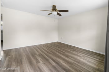 1501 Sadie Ln, Louisville, KY 40216