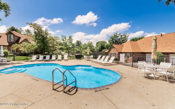 1502 Eastbridge Ct, Louisville, KY 40223