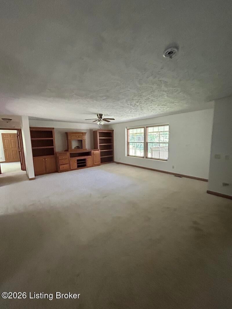 1505 Jarboe Sinks Rd, Rhodelia, KY 40161