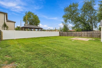 1506 Aletha Dr, Louisville, KY 40219