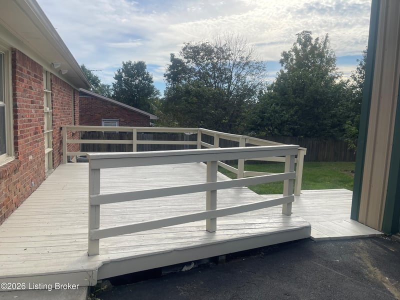 1508 Milburn Ct, La Grange, KY 40031