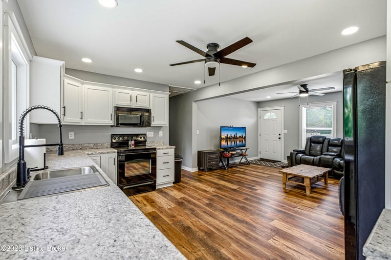 151 Melodye Ln, Campbellsburg, KY 40011