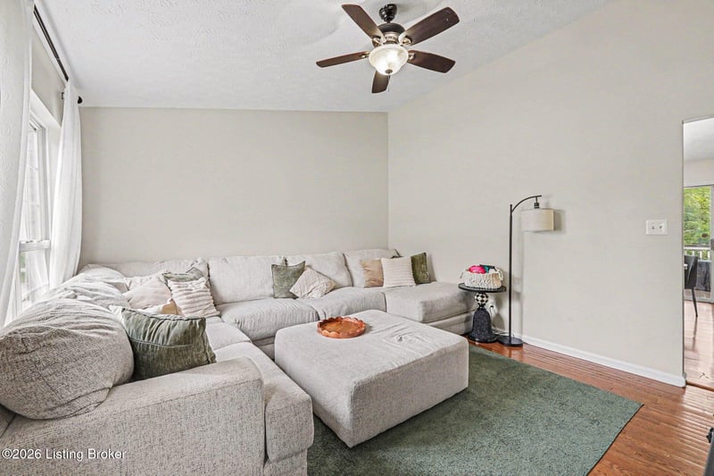 1513 Daverman Dr, La Grange, KY 40031