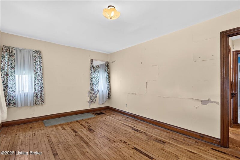 1517 Indiana Ave, Louisville, KY 40213
