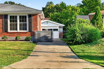 1520 Lou Gene Ave, Louisville, KY 40216
