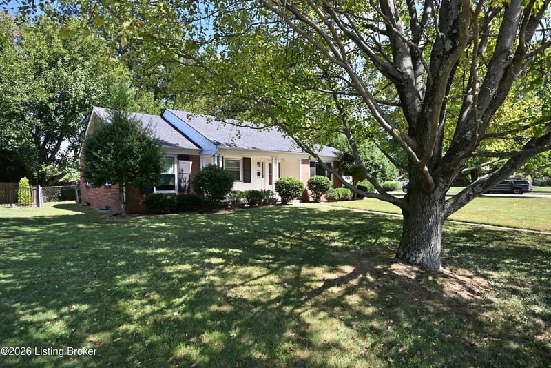 1521 Woodluck Ave, Louisville, KY 40205