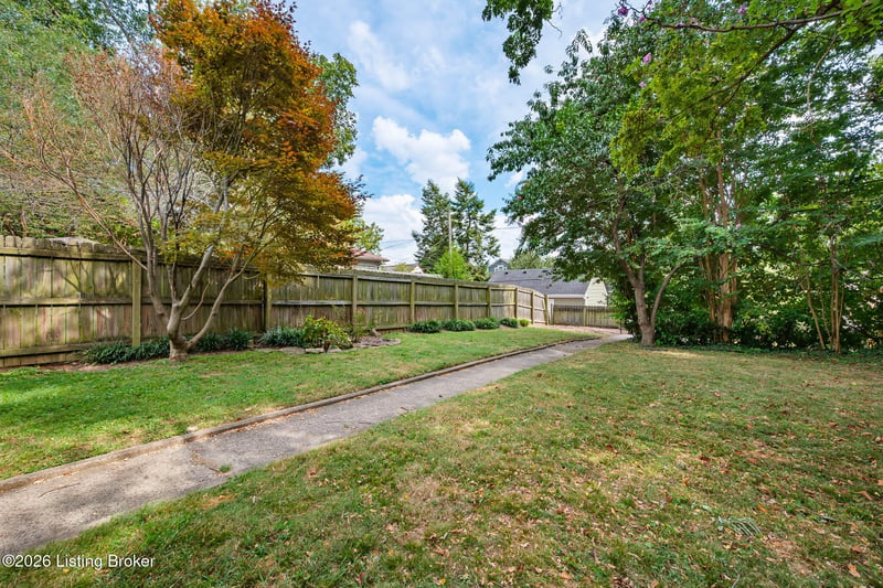 1522 Rosewood Ave, Louisville, KY 40204