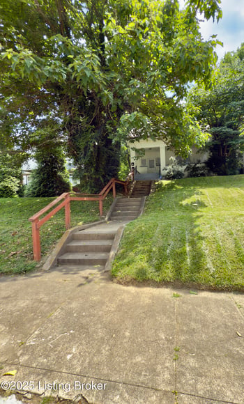 153 N Bellaire Ave, Louisville, KY 40206