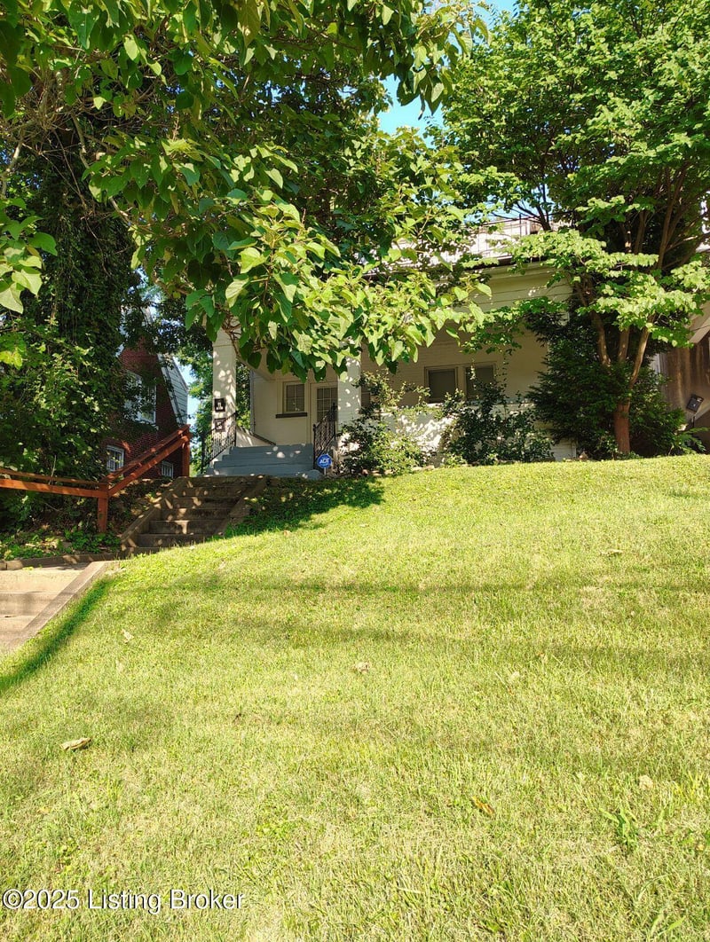 153 N Bellaire Ave, Louisville, KY 40206