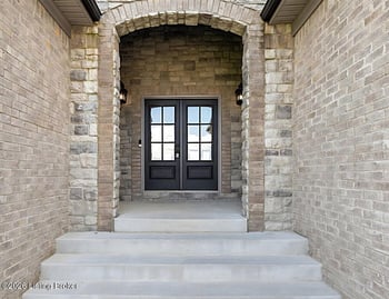 153 Tristan Ct, Shepherdsville, KY 40165