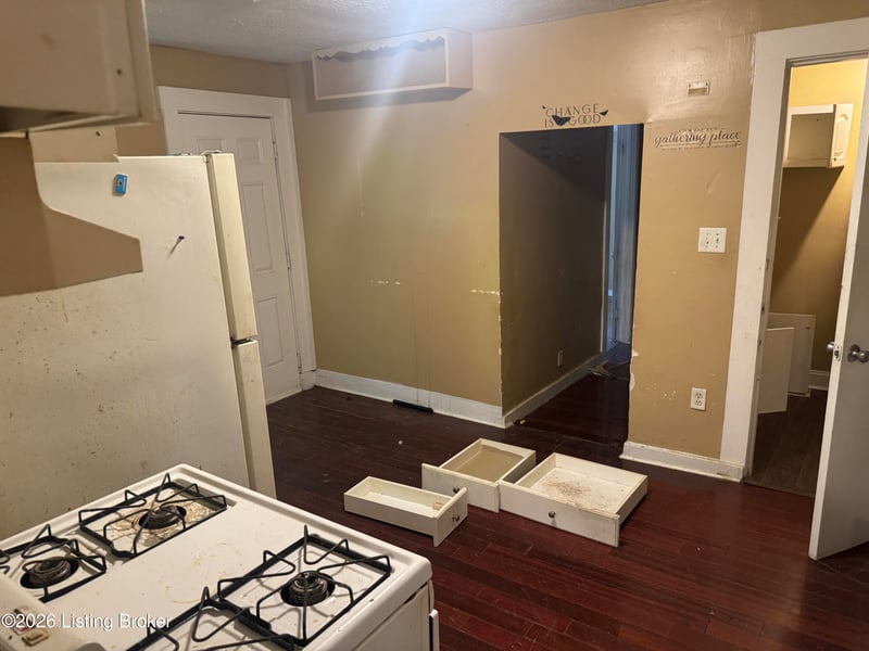 1532 S 30th St, Louisville, KY 40211